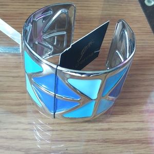 Bracelet cuff